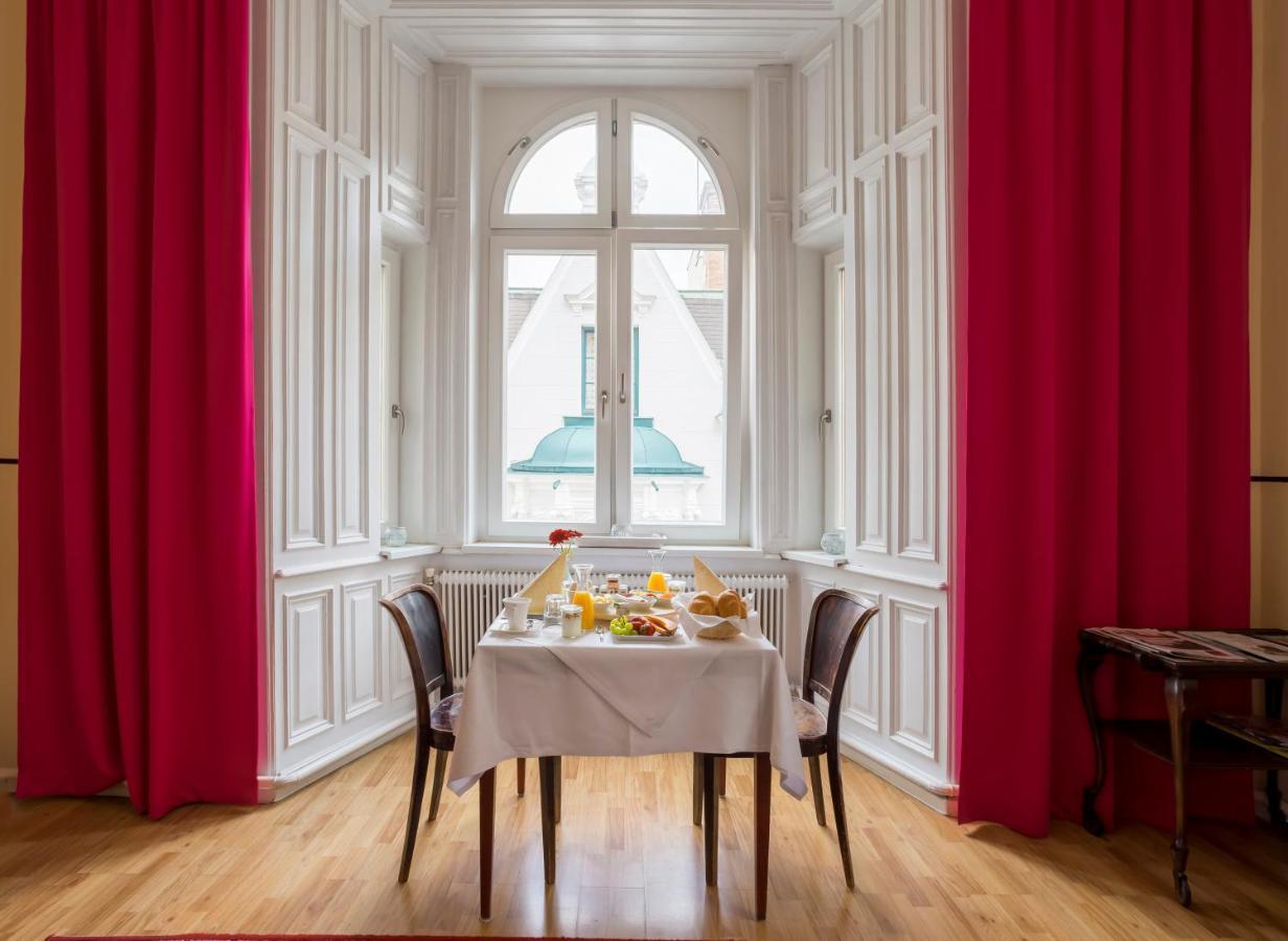 Boutique Hotel Columbia Wina Bagian luar foto