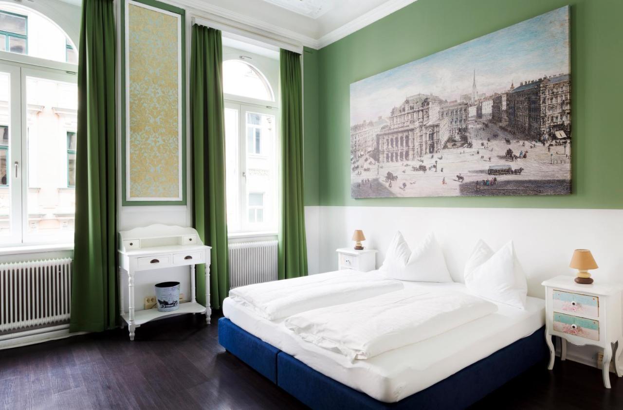 Boutique Hotel Columbia Wina Bagian luar foto