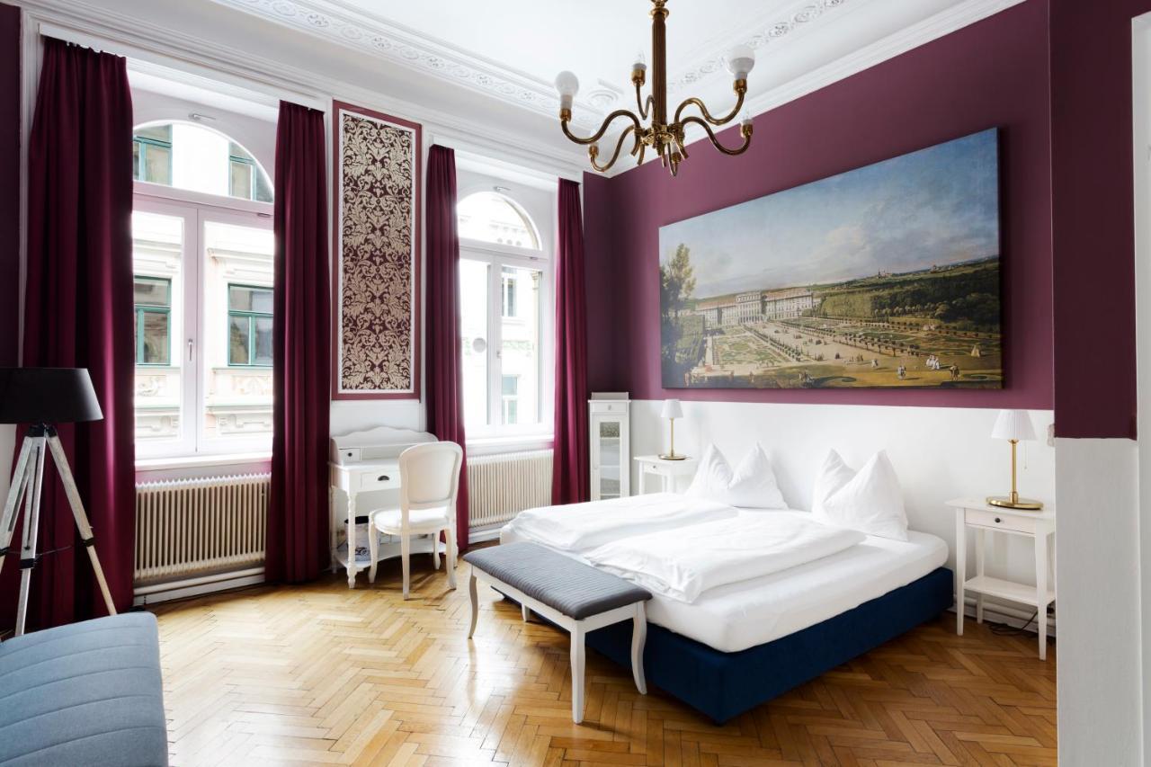 Boutique Hotel Columbia Wina Bagian luar foto