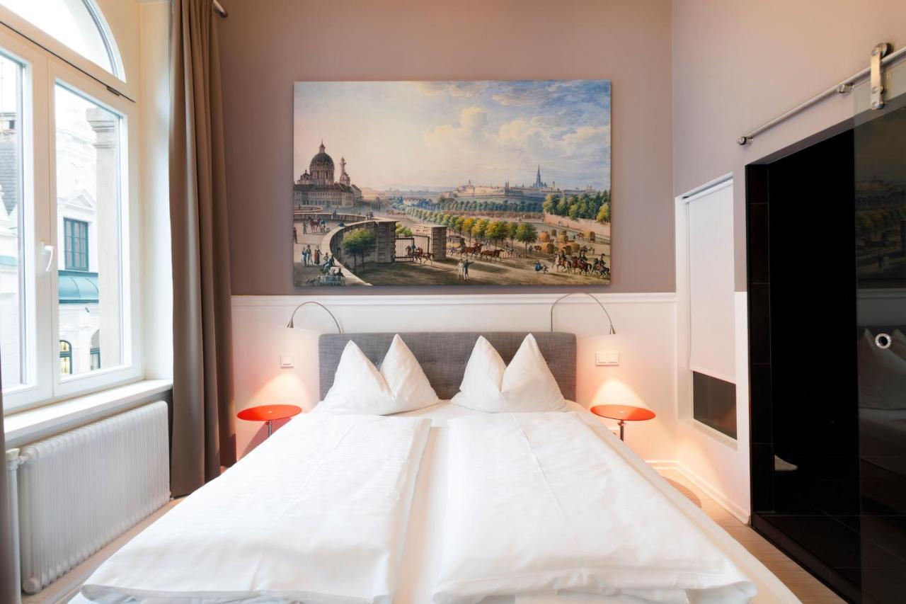 Boutique Hotel Columbia Wina Bagian luar foto