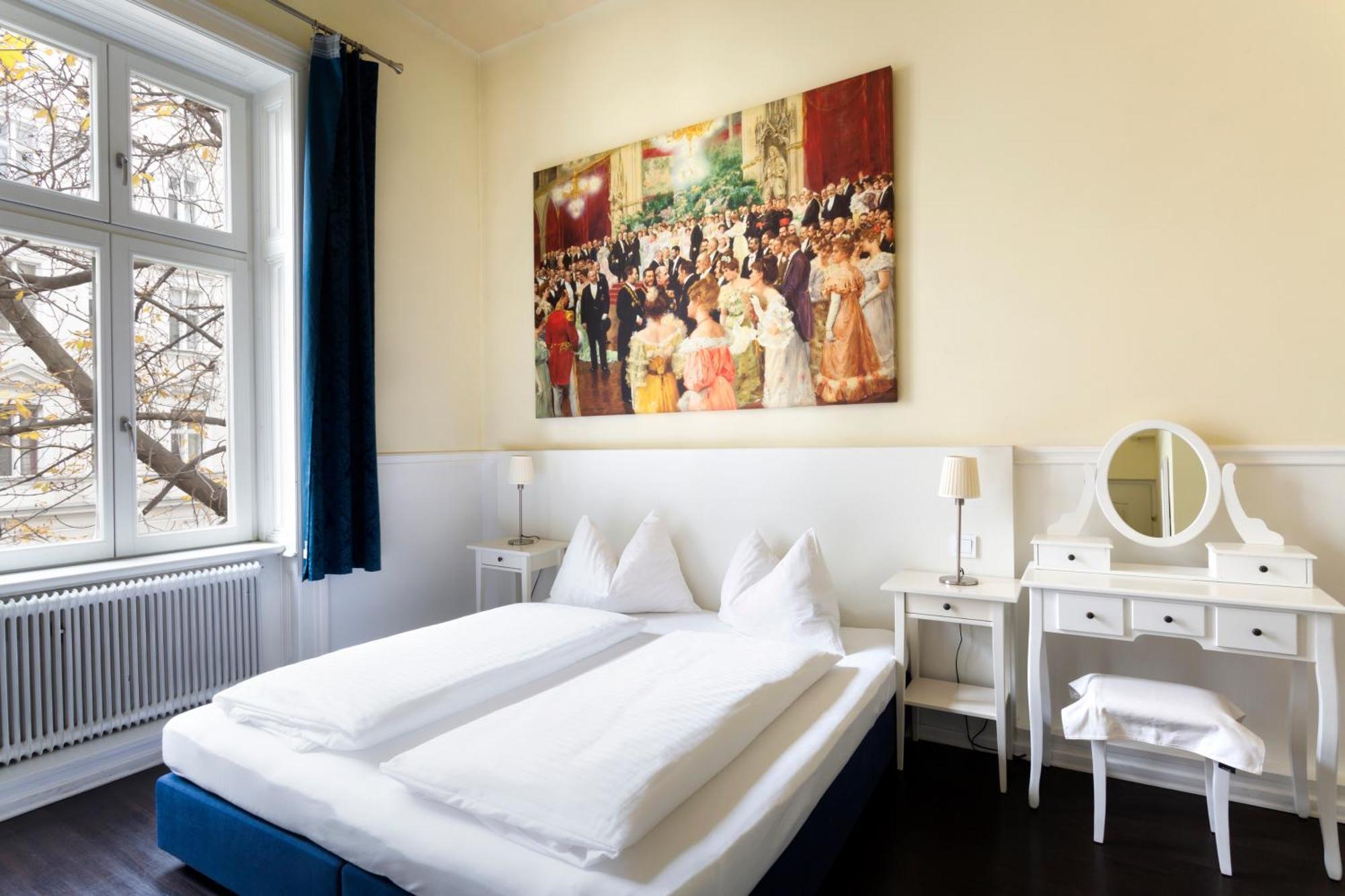 Boutique Hotel Columbia Wina Bagian luar foto